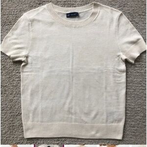 GAP XS Petite Cropped Lightweight Top.